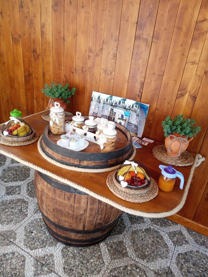 B&B L'Oasi Del Sole Uggiano La Chiesa Exteriör bild