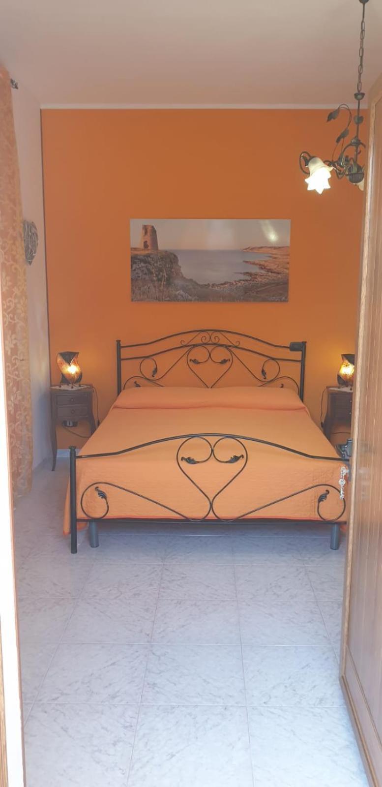 B&B L'Oasi Del Sole Uggiano La Chiesa Rum bild